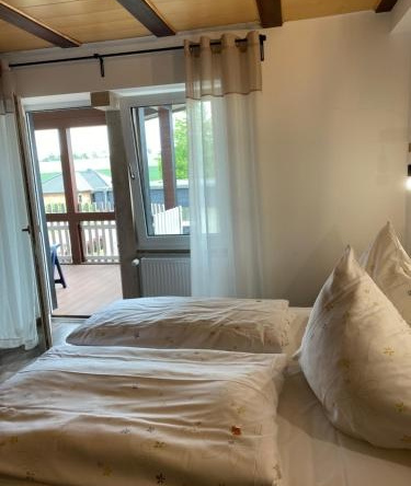 Hotel Restaurant Landhaus zum Mushof 3 KM von Autobahn, 迪默尔施塔特 — 照片 1