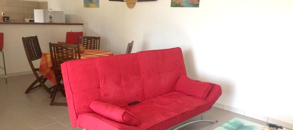 House With One Bedroom In Sainte Marie, With Wonderful Sea View, Furnished Balcony And Wifi, Сейнт-Мари — фото 1
