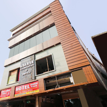OYO 48489 Adarsh Plaza, 萨哈兰普尔 — 照片 3