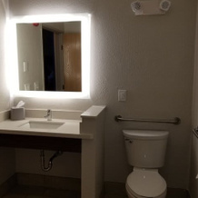 Holiday Inn Exp Winfield - Teays Valley, Харрикейн — фото 4
