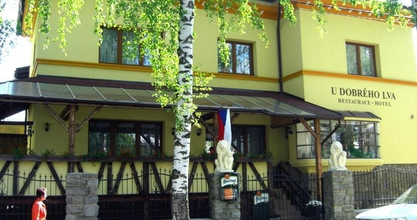 Hotel U Dobrého Lva, 拉德霍什季山麓弗伦什塔特 — 照片 1
