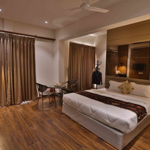 Hotel President Cottage Resort, Jalgaon — photo 4