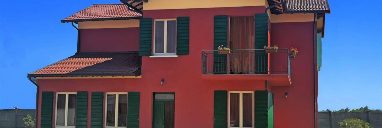 Morfeo, Marmirolo — photo 1