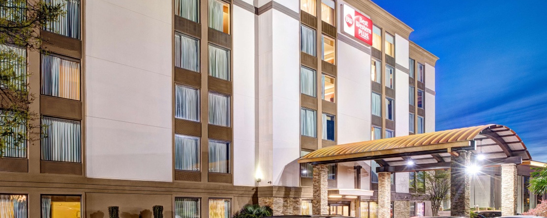 Holiday Inn & Suites Columbia Ne - Ft Jackson Area By Ihg, Колумбия — фото 1
