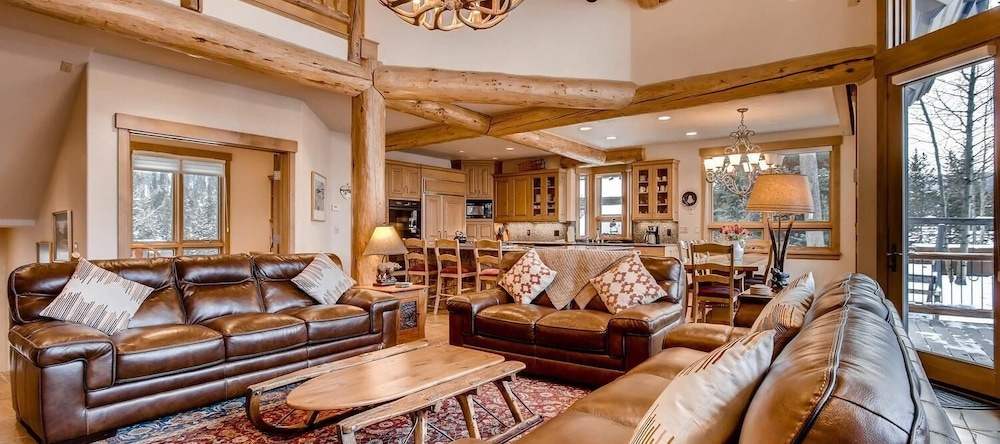 Mountain Bear Lodge, Брекенридж — фото 1