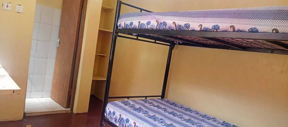 Three Rey Hostels - Hostel, Limuru — photo 1