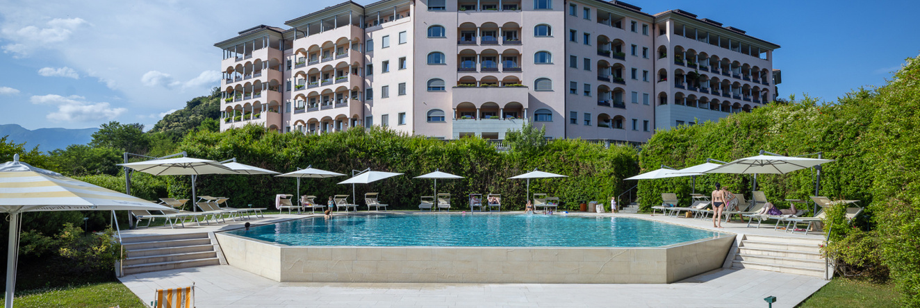 Resort Collina d'Oro, Starhotels Collezione, Collina d'Oro — photo 1