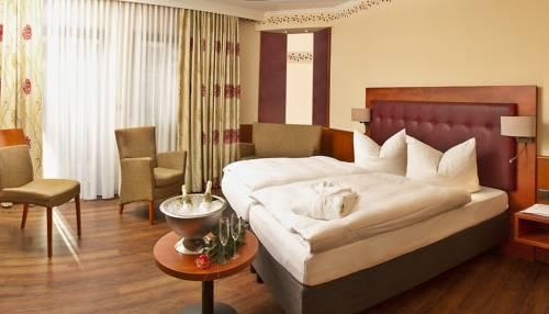 Gasthof - Hotel Zum Löwen, 施塔弗尔施泰因 — 照片 1