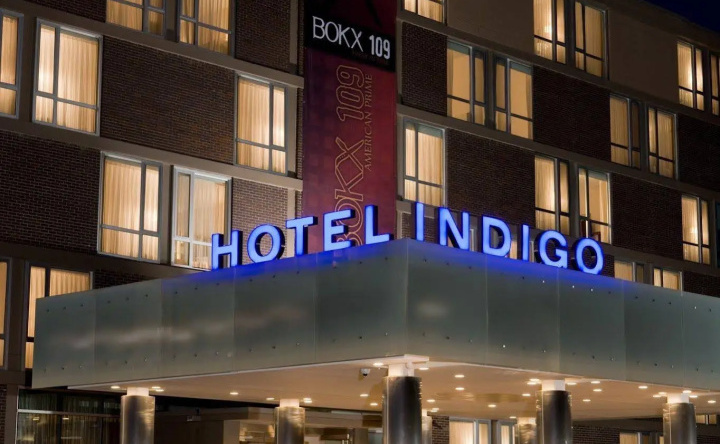 Hotel Indigo Boston - Newton Riverside, Newton — photo 1
