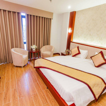 Tu Son Luxury Hotel, 泰森 — 照片 2