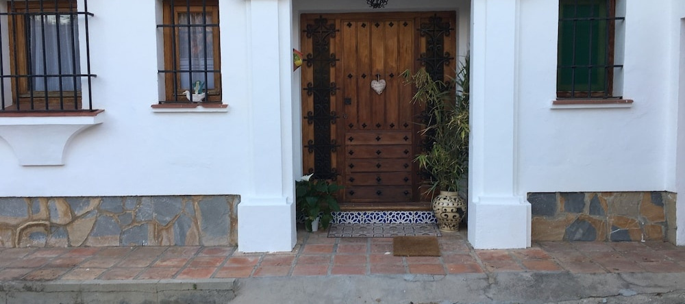 Casa Rural Paloma B&B, Benajarafe — photo 1