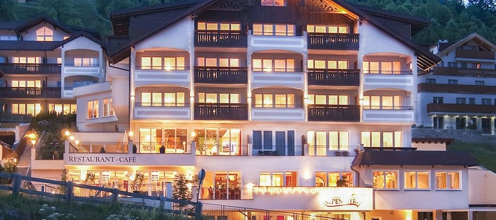 Romantik & Spa Alpen-Herz, Ladis — photo 1