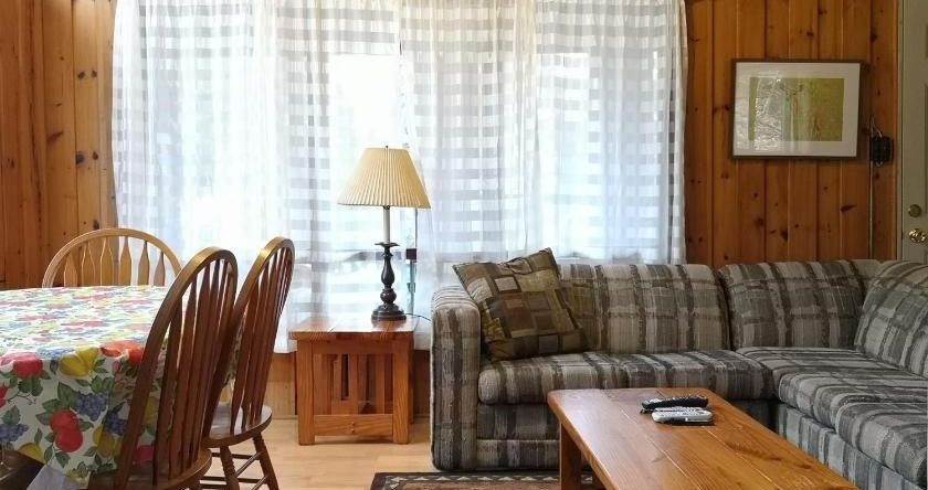 Sunny Point Resort Cottages and Inn, 塞金 — 照片 1