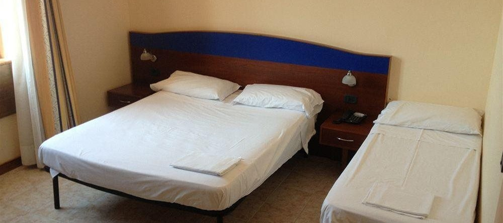 Hotel Riva Fiorita, 明图尔诺 — 照片 1
