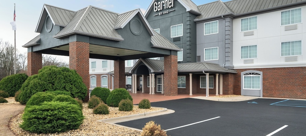 Garner Hotel Madison Huntsville Airport By Ihg, Мадисон — фото 1