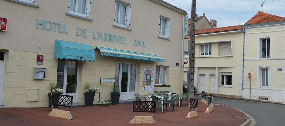 Hôtel de l'Arrivée, 富拉 — 照片 1
