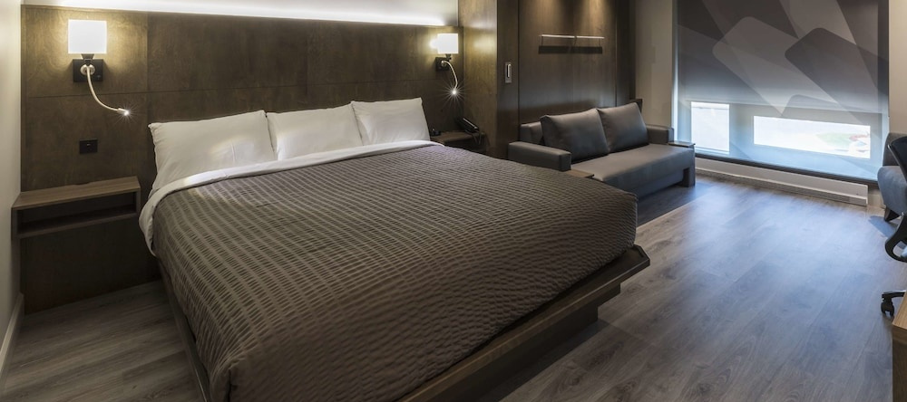 Hôtel & Suites Normandin Lévis, Сен-Николя — фото 1