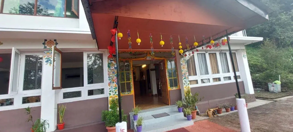 Norbulingka Retreat, 佩林 — 照片 1
