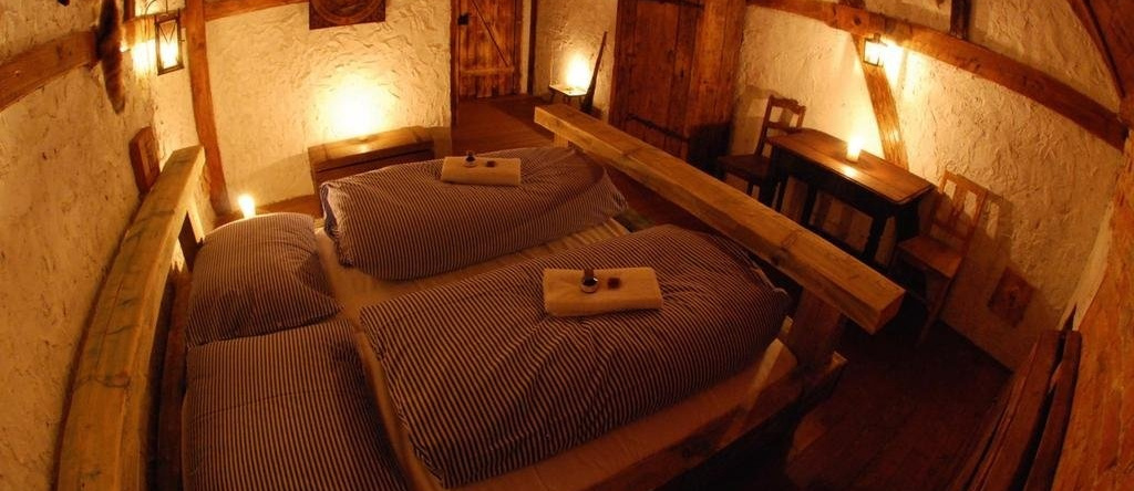 Středověký hotel Dětenice, 杰特尼采 — 照片 1