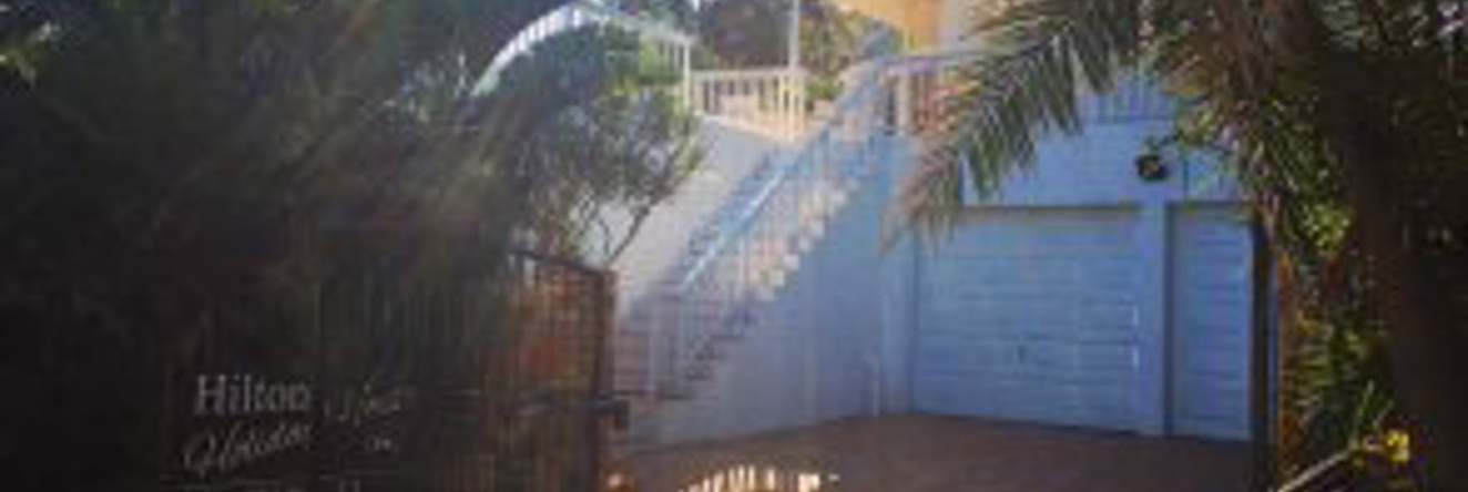Hilton Holiday House, Пляж Умдлоти — фото 1