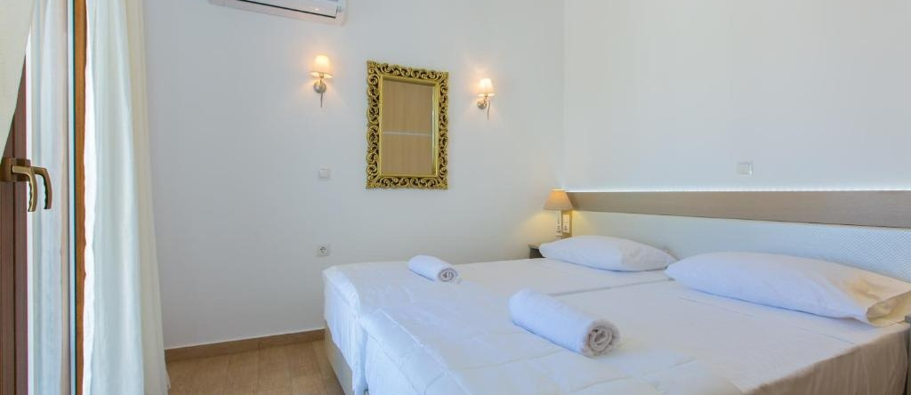 Kampos Villas, Lavris — photo 1