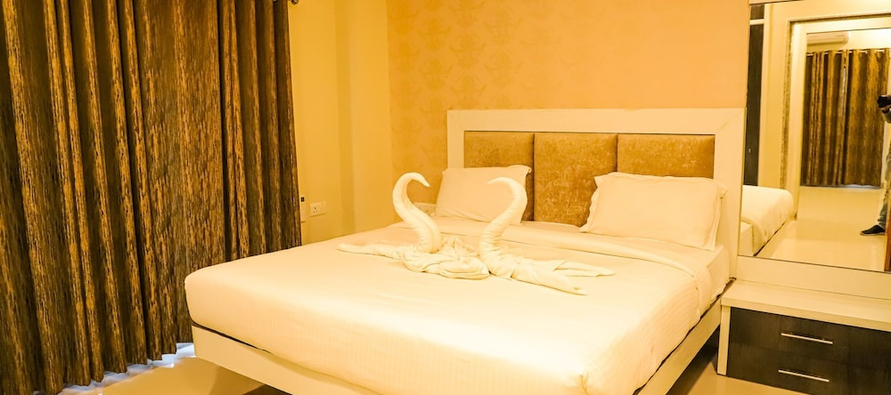 Hotel Shri Radha Nikunj Vrindavan, 温达文 — 照片 1