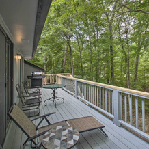 Furnished Deck & Grill: Hot Springs House, 温泉村 — 照片 3