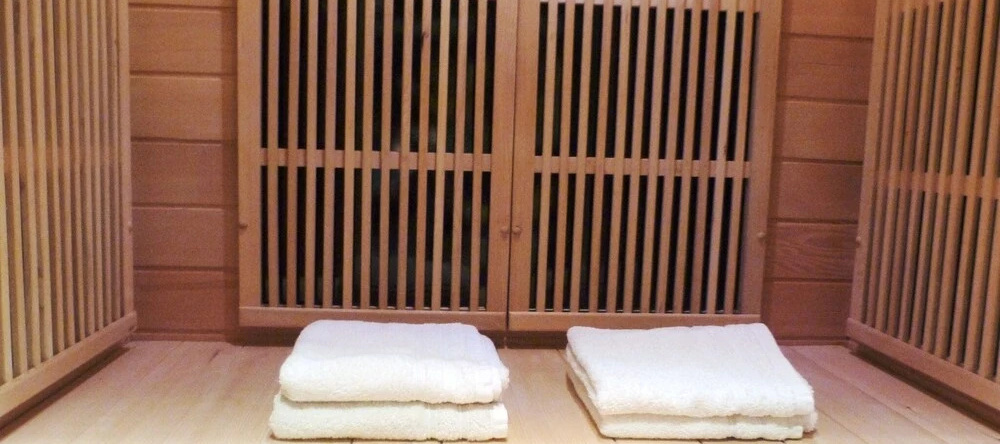 Detached villa with enclosed wooded garden with lawn, jacuzzi and infrared sauna, 霍尔滕 — 照片 1