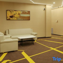 Iu Hotel Ulanqab Liangcheng Branch, Дайхай — фото 4