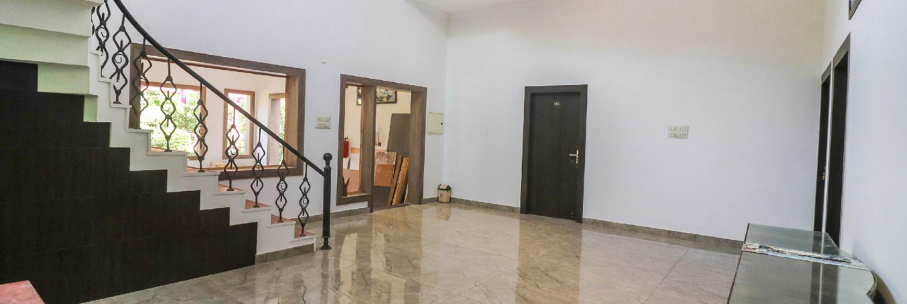 OYO 49034 Hotel Grand Resort, 萨哈兰普尔 — 照片 1