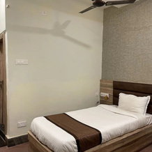 Hotel Royal Embassy, 丁苏基亚 — 照片 4