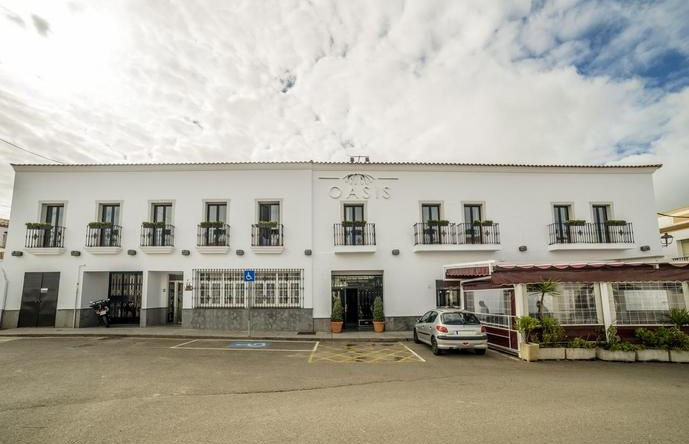 Oasis Familiar, Jerez de los Caballeros — photo 1