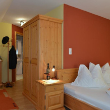 Weinbau Und Gästezimmer Adam Amandus Und Carmen, Лойчах — фото 2