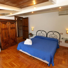 Holiday Home in San Cipriano With Pool, 圣奇普里亚诺皮琴蒂诺 — 照片 3