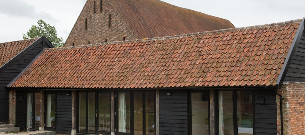 Great Lodge Barns, Braintree — photo 1