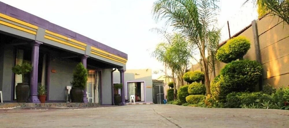 Vicky B Bed and Breakfast, Mogwase — photo 1