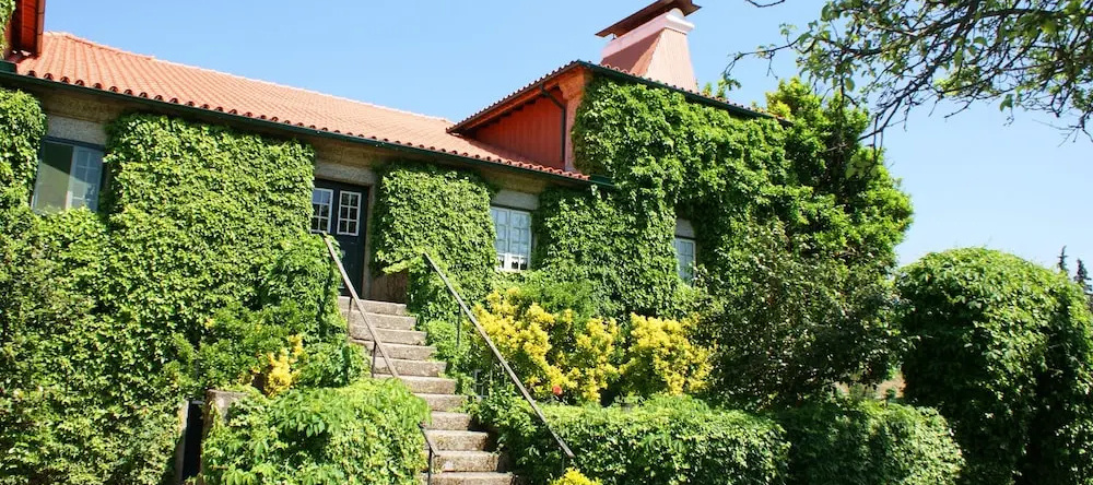 Casa da Tojeira, 卡贝塞拉斯德巴斯托 — 照片 1