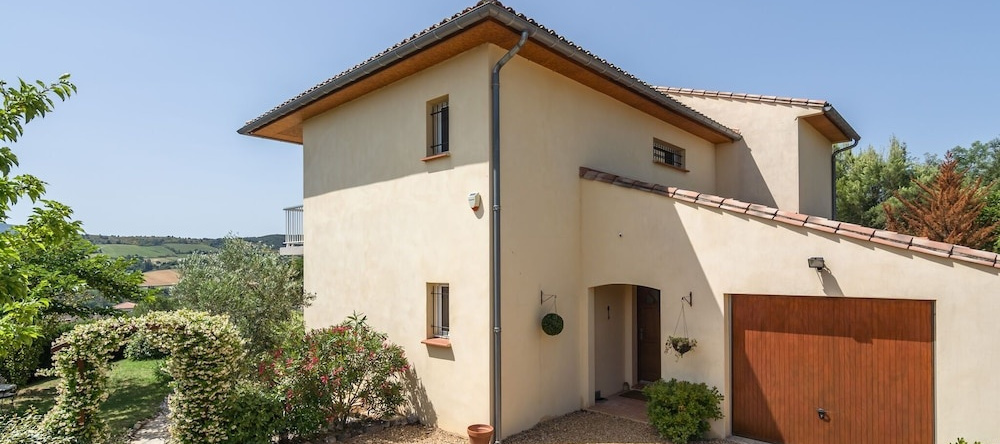 Villa in Limoux With Private Pool & Mountain Views, 利穆 — 照片 1