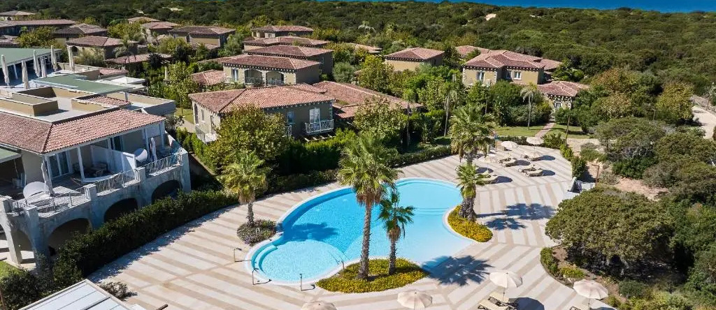 Is Serenas Badesi Village Resort, 巴代西 — 照片 1