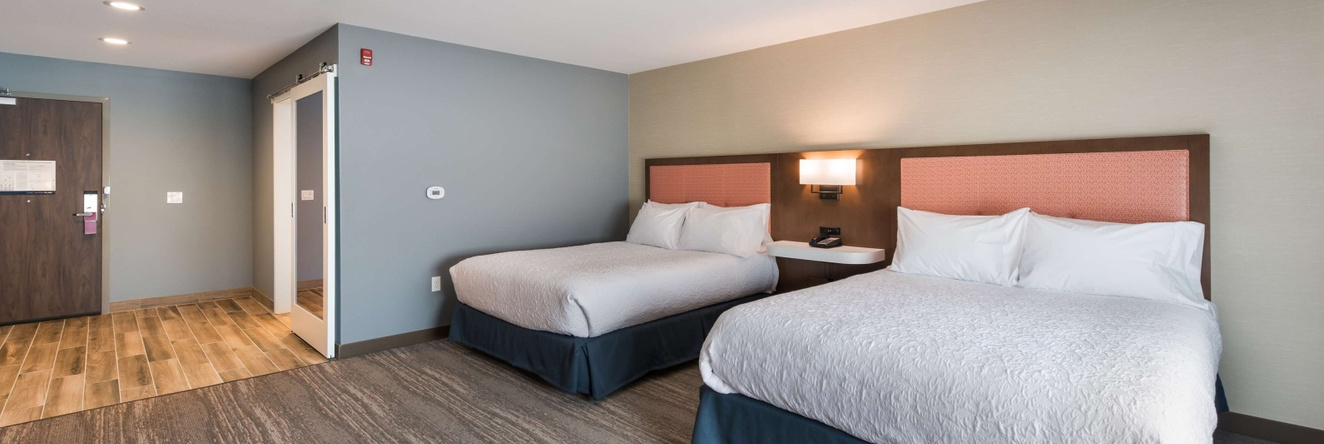 Hampton Inn Niles, Найлз — фото 1
