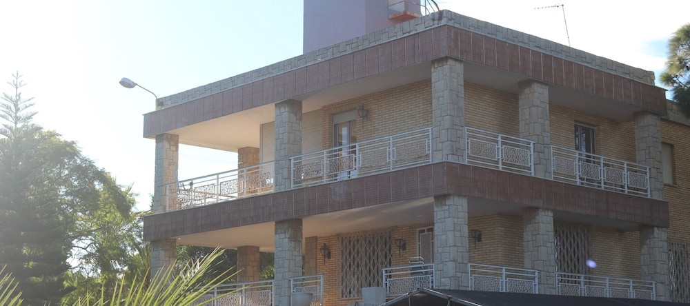 Villa Entrenaranjos, Picasent — photo 1