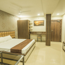 Hotel Sudharsan Residency, Итарси — фото 3
