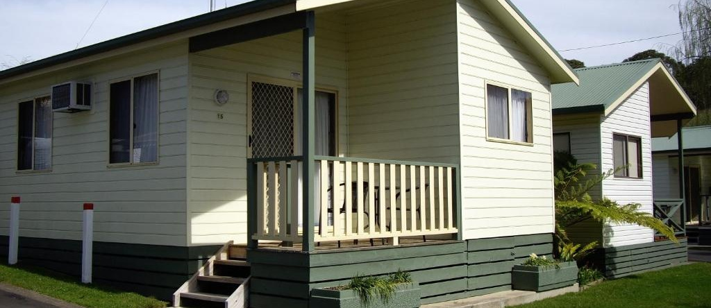 Pleasurelea Tourist Resort and Caravan Park, Sunshine Bay — photo 1