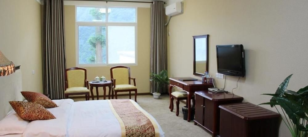 Hailuogou Yijiawenquan Hotel, 贾格萨姆卡 — 照片 1