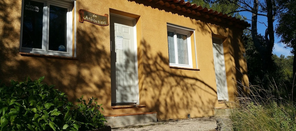 Les Arbousiers, La Roquebrussanne — photo 1