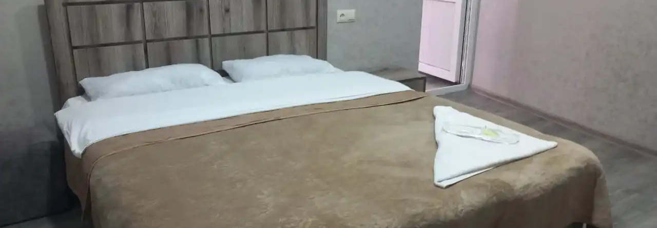Star Zvartnoc Guest house, 帕拉库鲁 — 照片 1