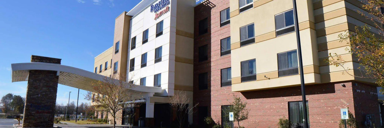 Fairfield Inn & Suites Dunn I-95, Данн — фото 1