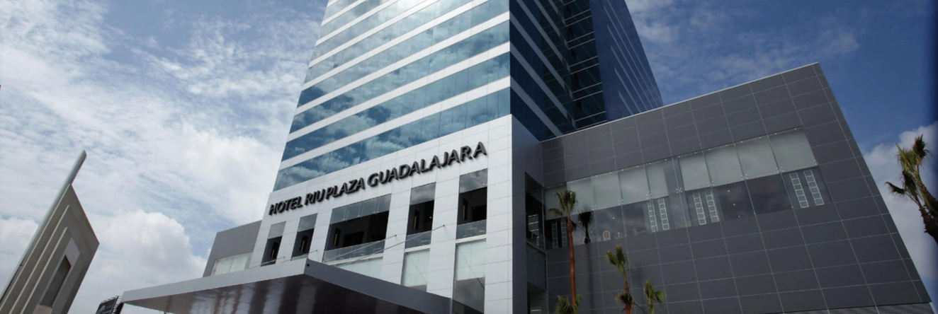 Hotel Riu Plaza Guadalajara, Гвадалахара — фото 1