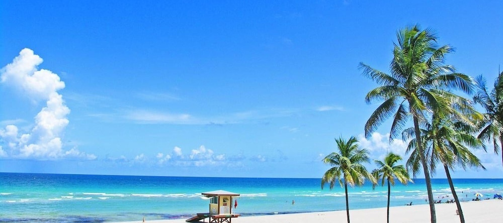 Wonderful 2br With BBQ Next to Gulfstream :), 霍兰代尔海滩 — 照片 1