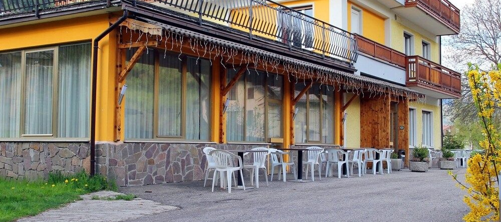 Hotel Aurora, Monclassico — photo 1